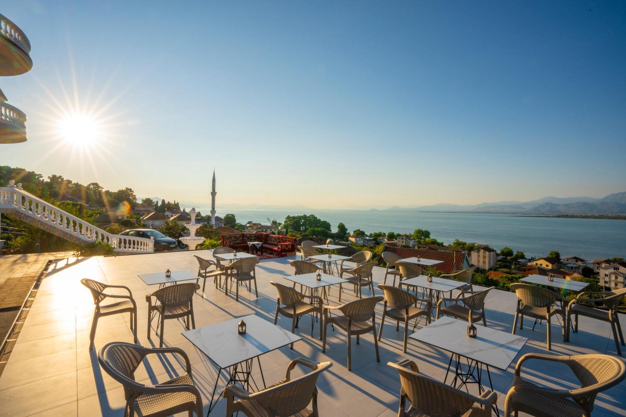 Vila Sela Shkodër Esterno foto